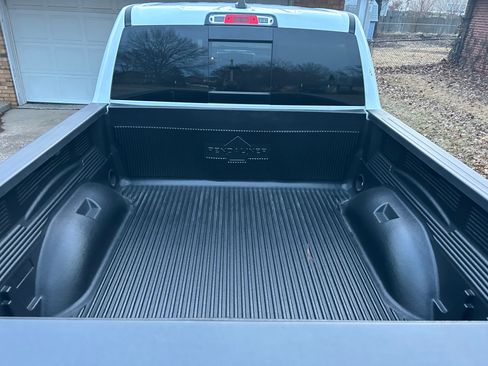 Used 2019 RAM 1500 Big Horn image 2