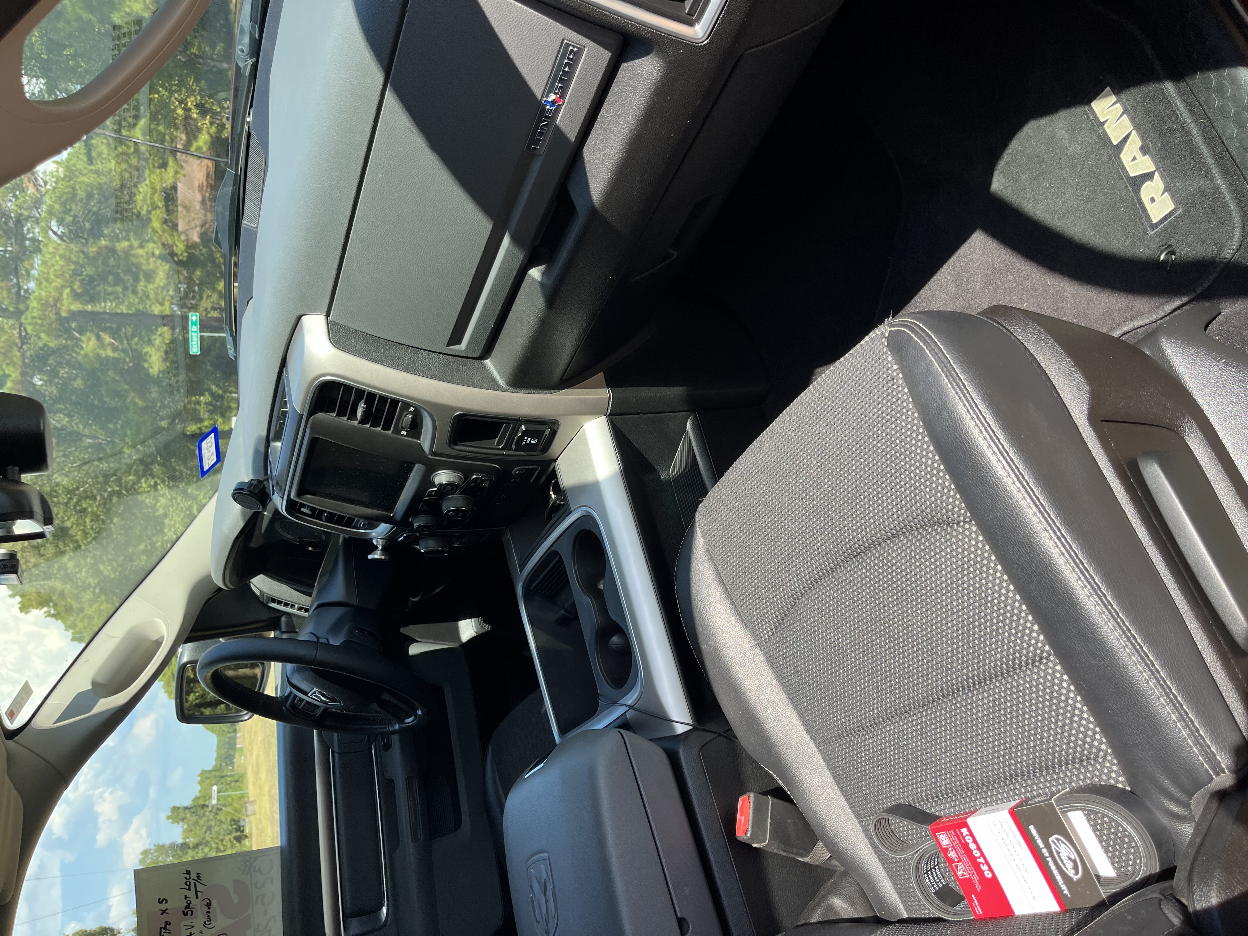 Used 2019 RAM 1500 Lone Star AWD/4WD image 6