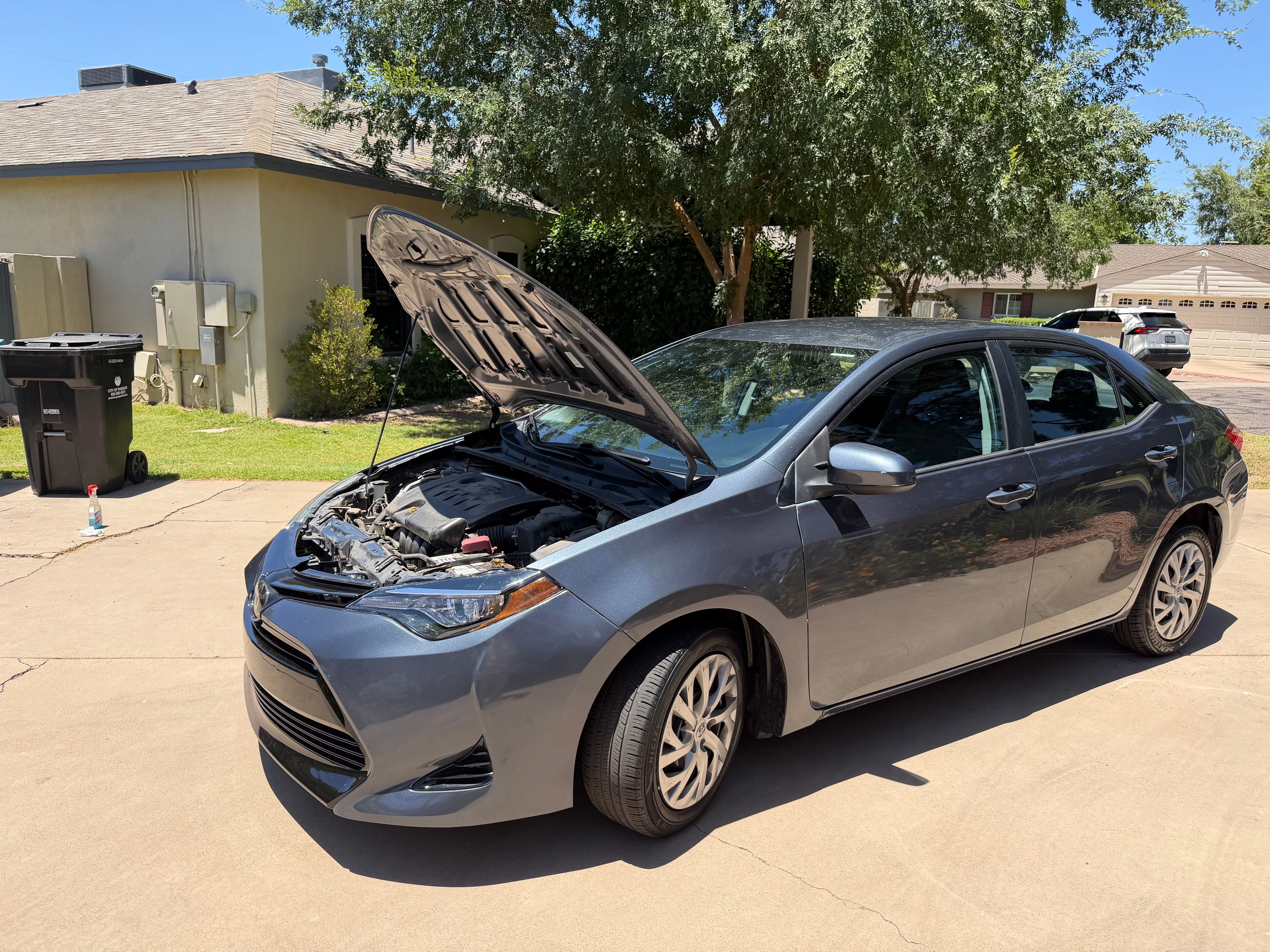 Used 2018 Toyota Corolla LE FWD image 8