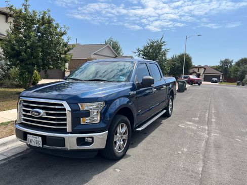 Used 2015 Ford F150 XLT w/ Equipment Group 301A Mid image 1