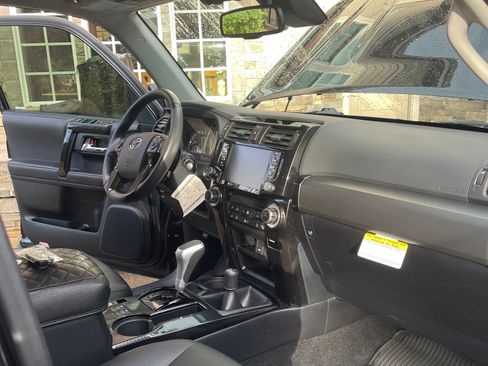 Used 2022 Toyota 4Runner TRD Pro image 9