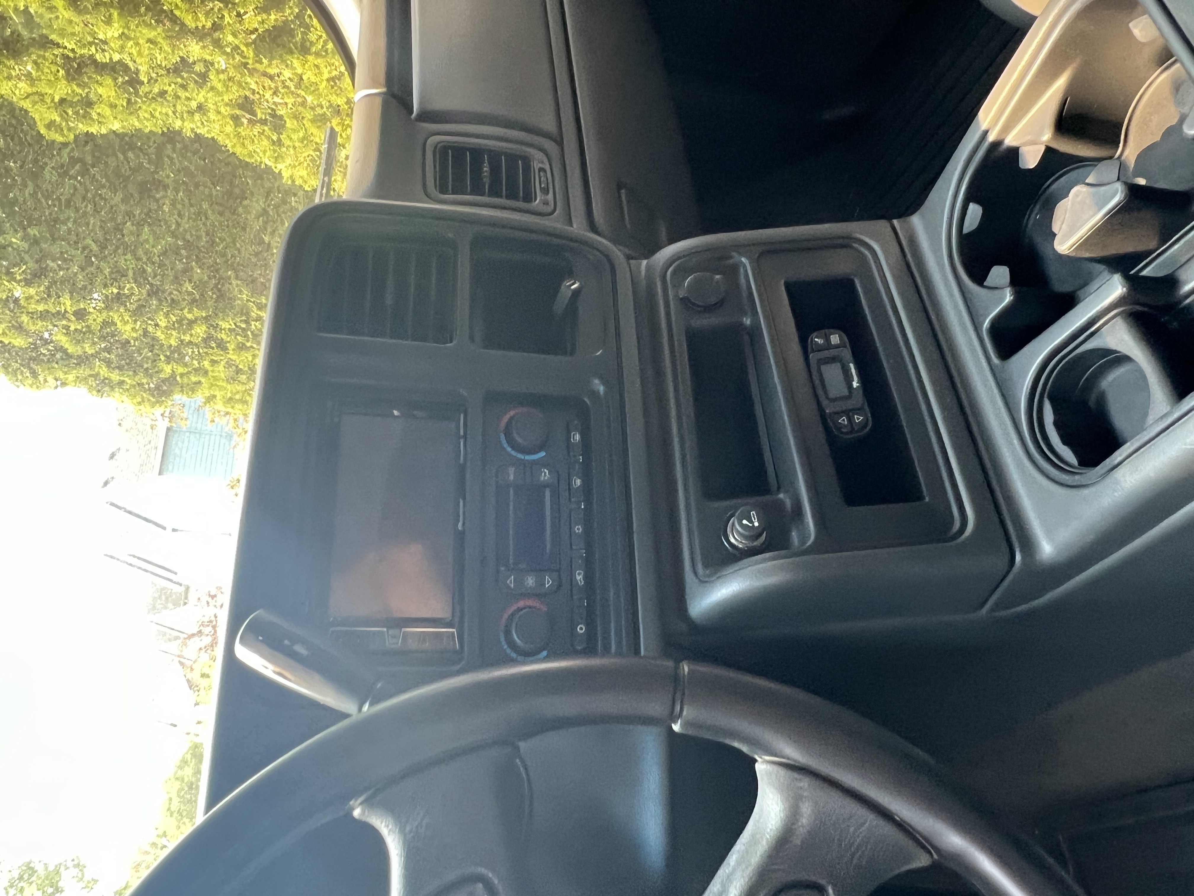 Used 2005 GMC Sierra 2500 SLT AWD/4WD image 19