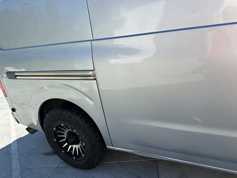Used 2014 Nissan NV 2500 SV w/ V8 Appearance Package RWD image 5