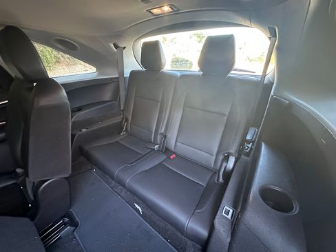Used 2016 Acura MDX w/ Technology Package FWD image 17