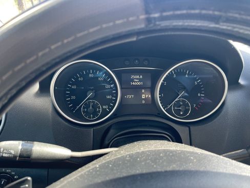 Used 2010 Mercedes-Benz ML 350 2WD image 12