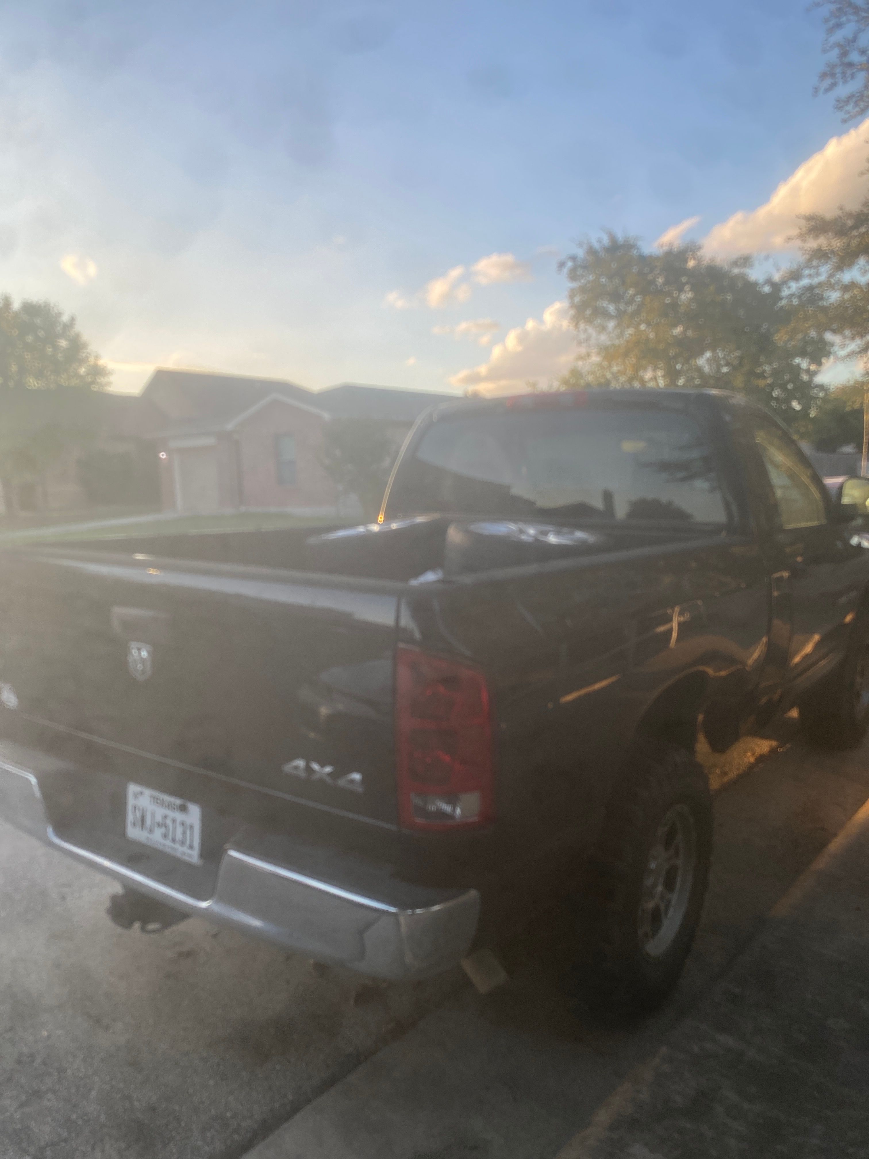 Used 2005 Dodge Ram 1500 Truck ST w/ Trailer Tow Group AWD/4WD image 2