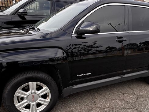 Used 2015 GMC Terrain SLE FWD image 3