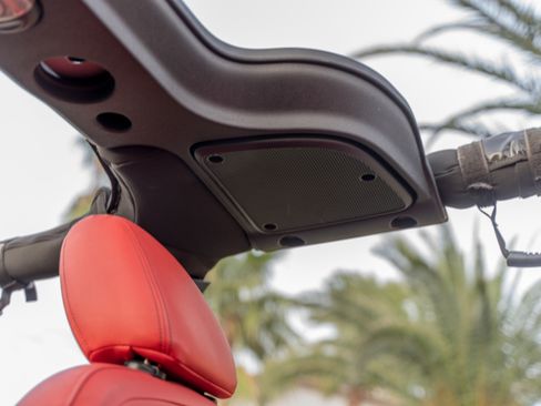 Used 2017 Jeep Wrangler Unlimited Rubicon w/ Connectivity Group image 13