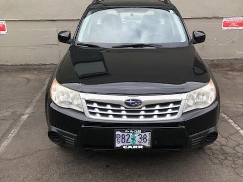 Used 2012 Subaru Forester 2.5X w/ Alloy Wheel Pkg AWD/4WD image 2