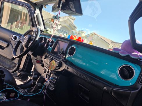 Used 2021 Jeep Wrangler Unlimited Rubicon image 17