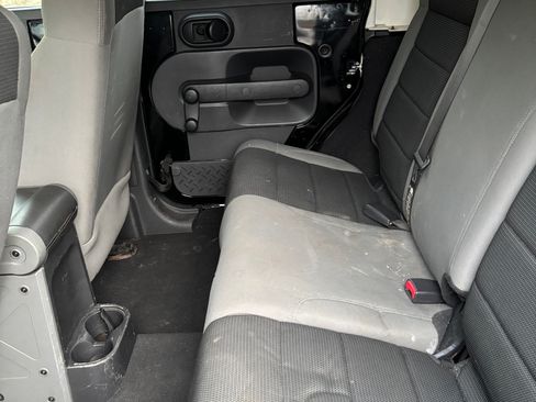 Used 2007 Jeep Wrangler Unlimited X image 6