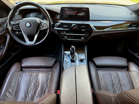 Used 2018 BMW 530e 530e iPerformance Sedan 4D image 22