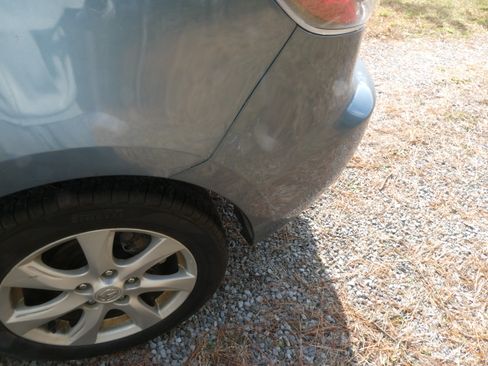 Used 2010 MAZDA MAZDA3 i Touring image 9