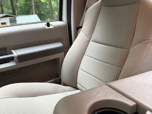 Used 2008 Ford F250 XL RWD image 6