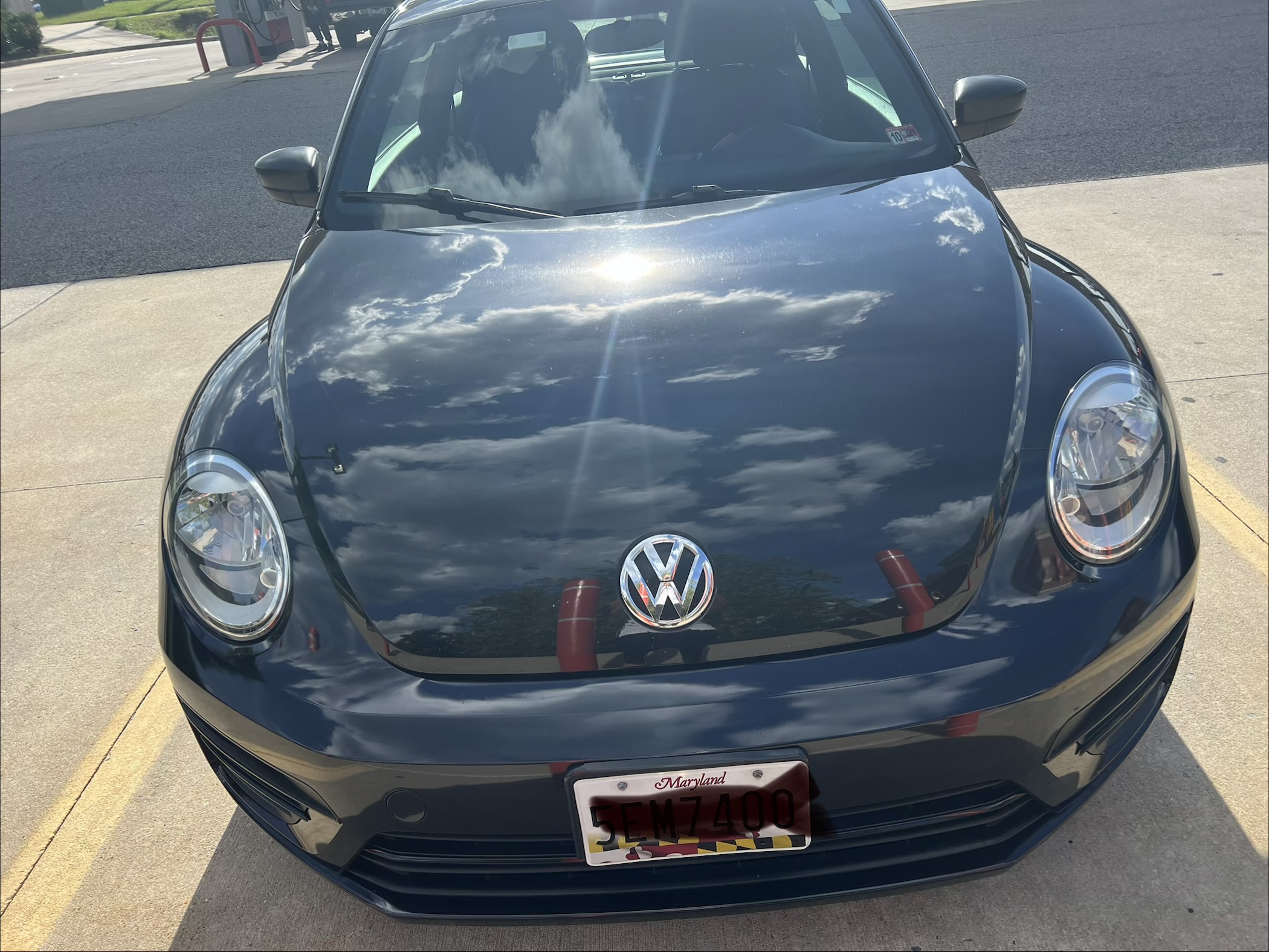 Used 2018 Volkswagen Beetle 2.0T S FWD image 4