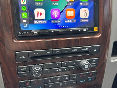 Used 2012 Ford F150 Lariat w/ Lariat Chrome Pkg image 12