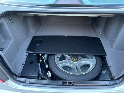 Used 2001 BMW 540i Sedan image 28