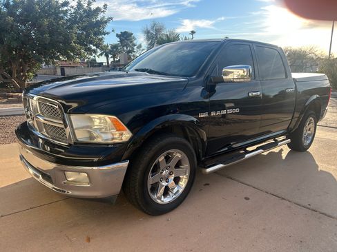 Used 2012 RAM 1500 Laramie image 2