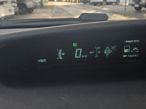 Used 2012 Toyota Prius Three FWD image 9