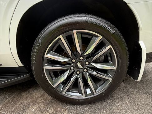 Used 2022 Cadillac Escalade Sport w/ Touring Package image 11