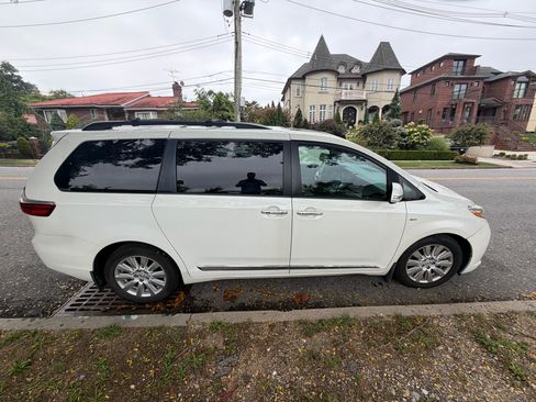 Used 2017 Toyota Sienna Limited Premium w/ Protection Package AWD/4WD image 1