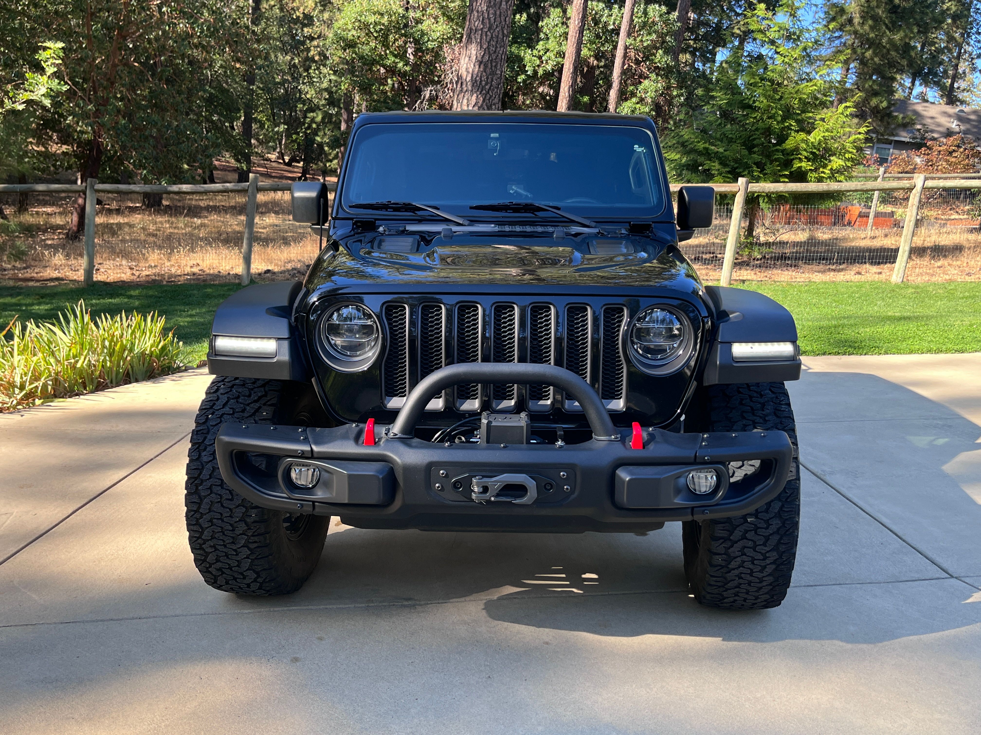 Used 2021 Jeep Wrangler Rubicon AWD/4WD image 2