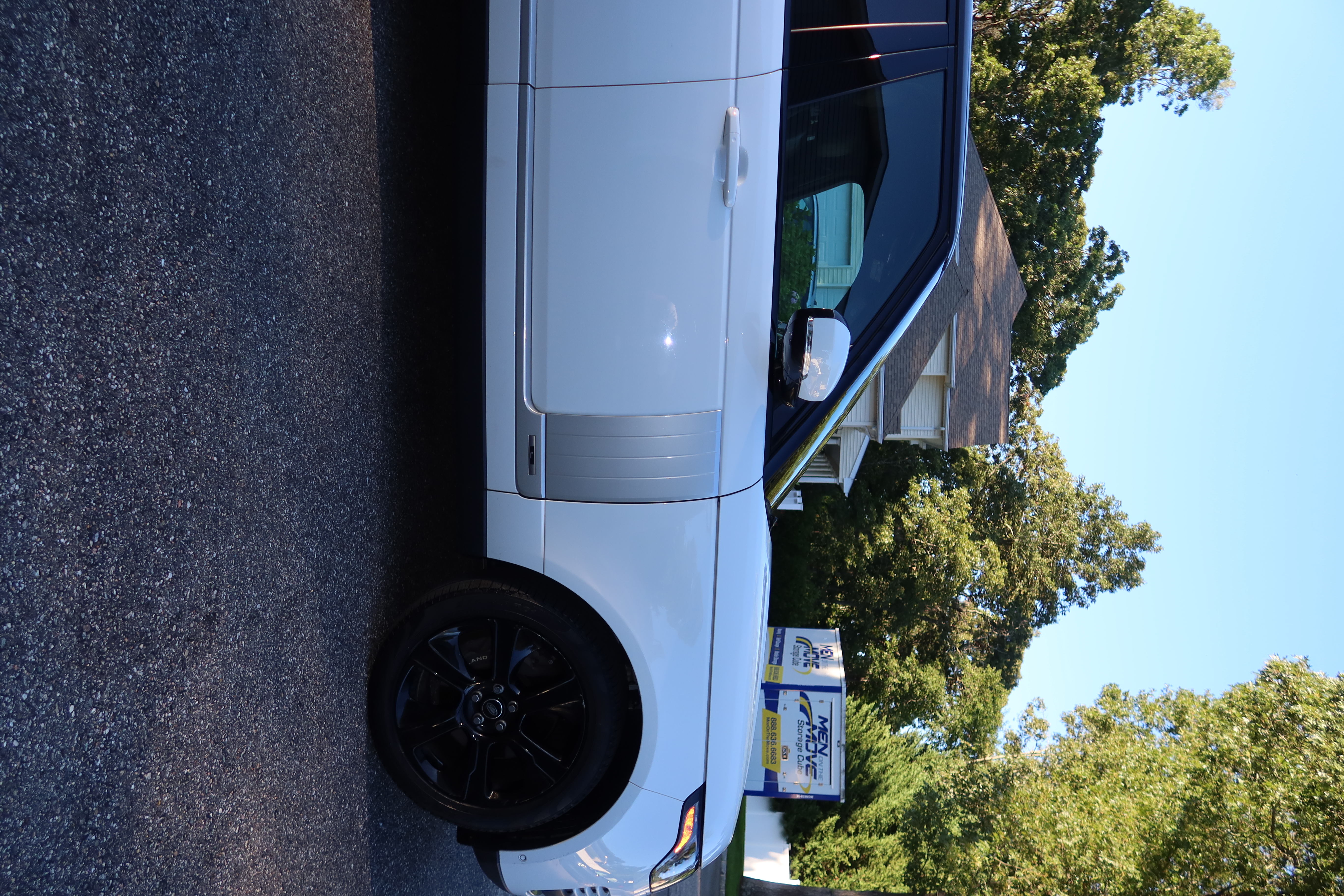 Used 2020 Land Rover Range Rover Long Wheelbase HSE AWD/4WD image 4