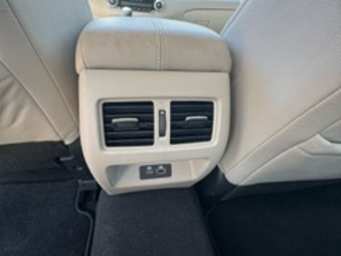 Used 2022 Nissan Altima 2.5 SL FWD image 22