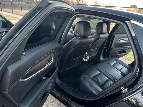 Used 2018 Cadillac XTS Luxury image 11