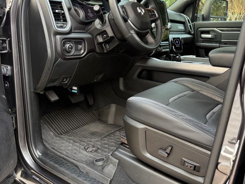 Used 2023 RAM 2500 Big Horn w/ Level B Equipment Group AWD/4WD image 13