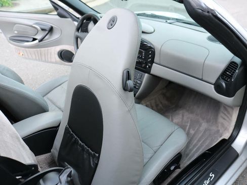 Used 2000 Porsche Boxster S image 12