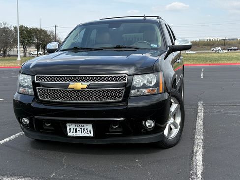Used 2013 Chevrolet Tahoe LT w/ Texas Edition image 4