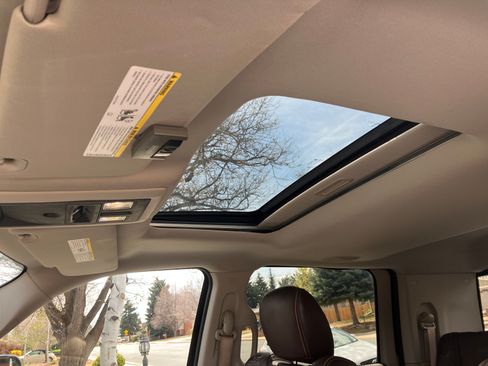 Used 2016 RAM 3500 Laramie Longhorn image 11