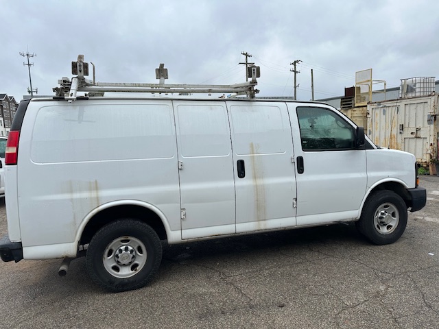 Used 2014 Chevrolet Express 2500 RWD image 4