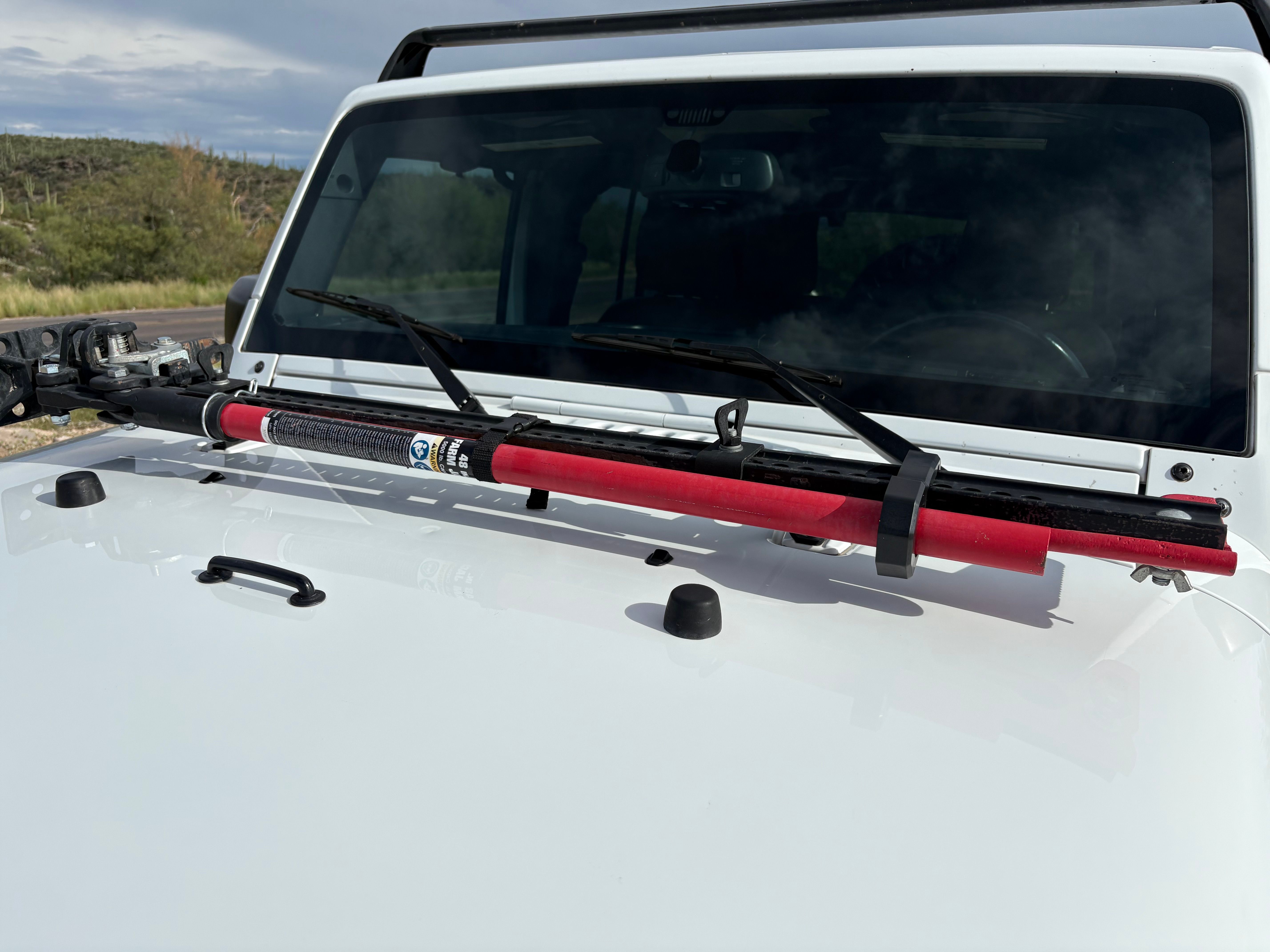 Used 2015 Jeep Wrangler Unlimited Rubicon w/ Connectivity Group AWD/4WD image 12