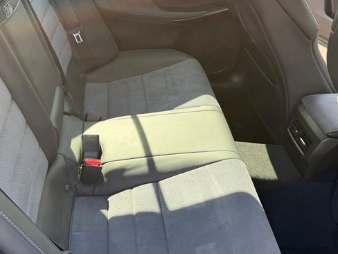 Used 2022 Lexus IS 500 image 19