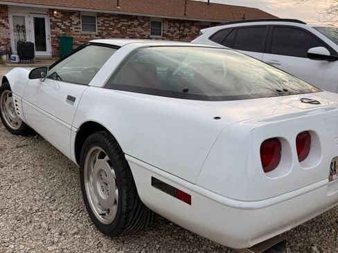 Used 1992 Chevrolet Corvette Hatchback Coupe 2D image 11