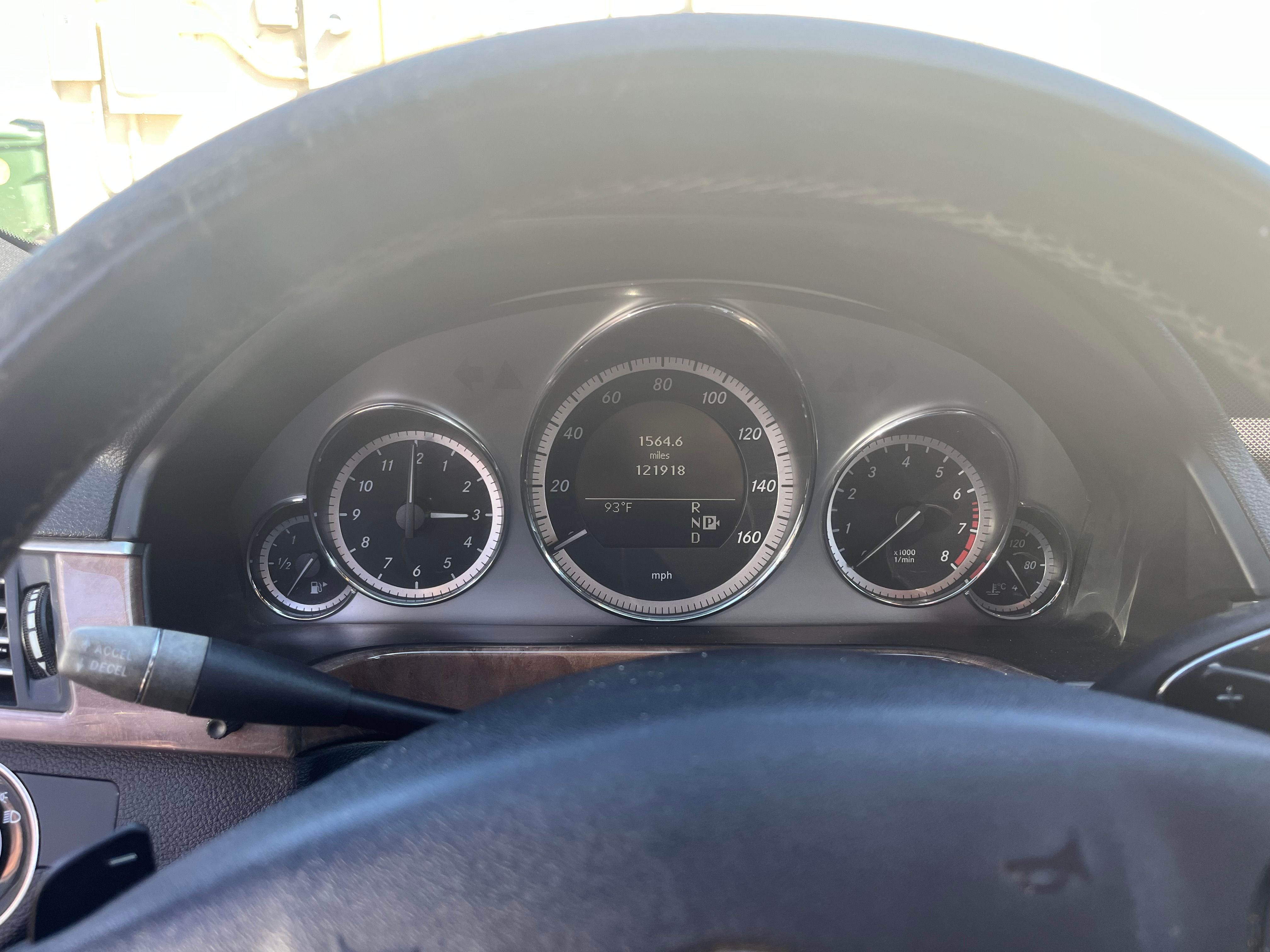 Used 2010 Mercedes-Benz E 350 Sedan image 10