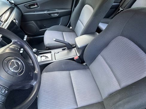 Used 2008 MAZDA MAZDA3 i Touring image 9