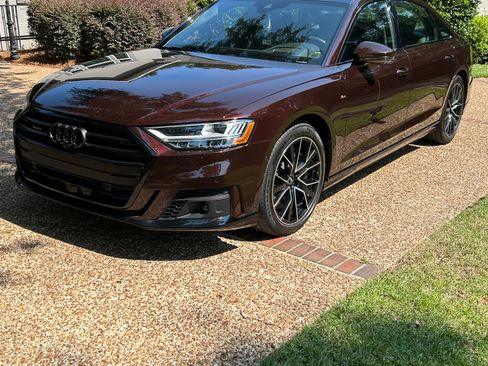 Used 2021 Audi A8 L 4.0T image 1