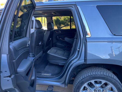 Used 2019 GMC Yukon Denali image 5