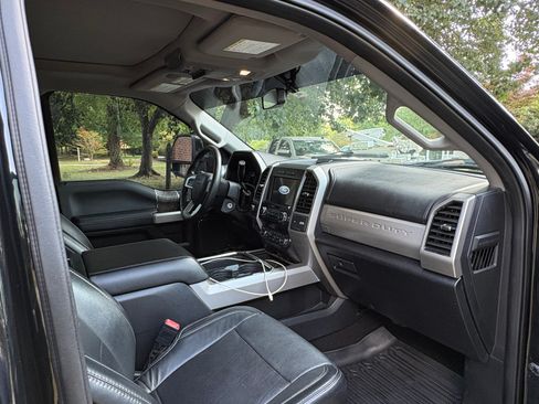 Used 2019 Ford F250 Lariat AWD/4WD image 10