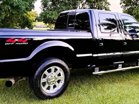 Used 2008 Ford F250 XLT image 9