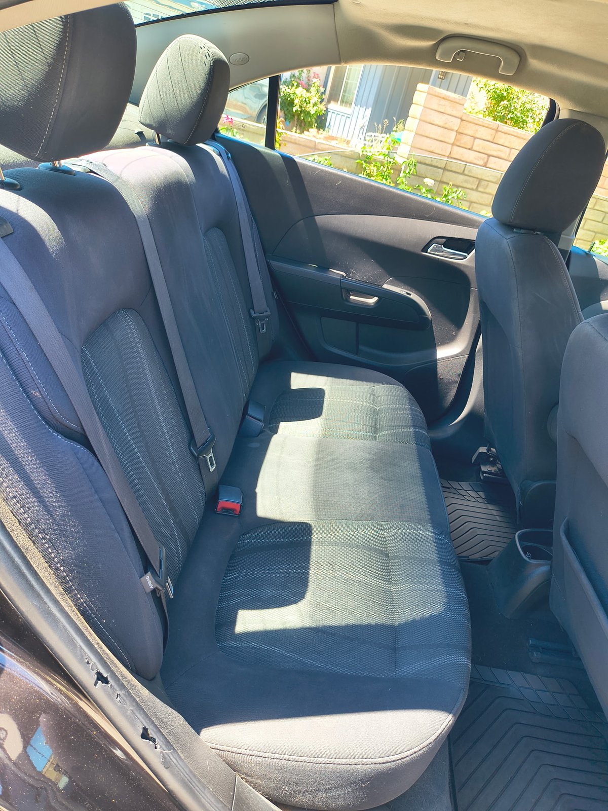 Used 2015 Chevrolet Sonic LT FWD image 11