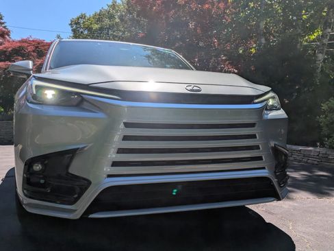 Used 2024 Lexus TX 500h AWD w/ Technology Package image 1
