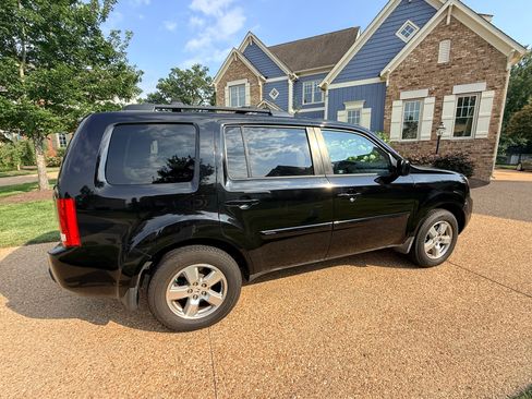 Used 2011 Honda Pilot EX-L image 16