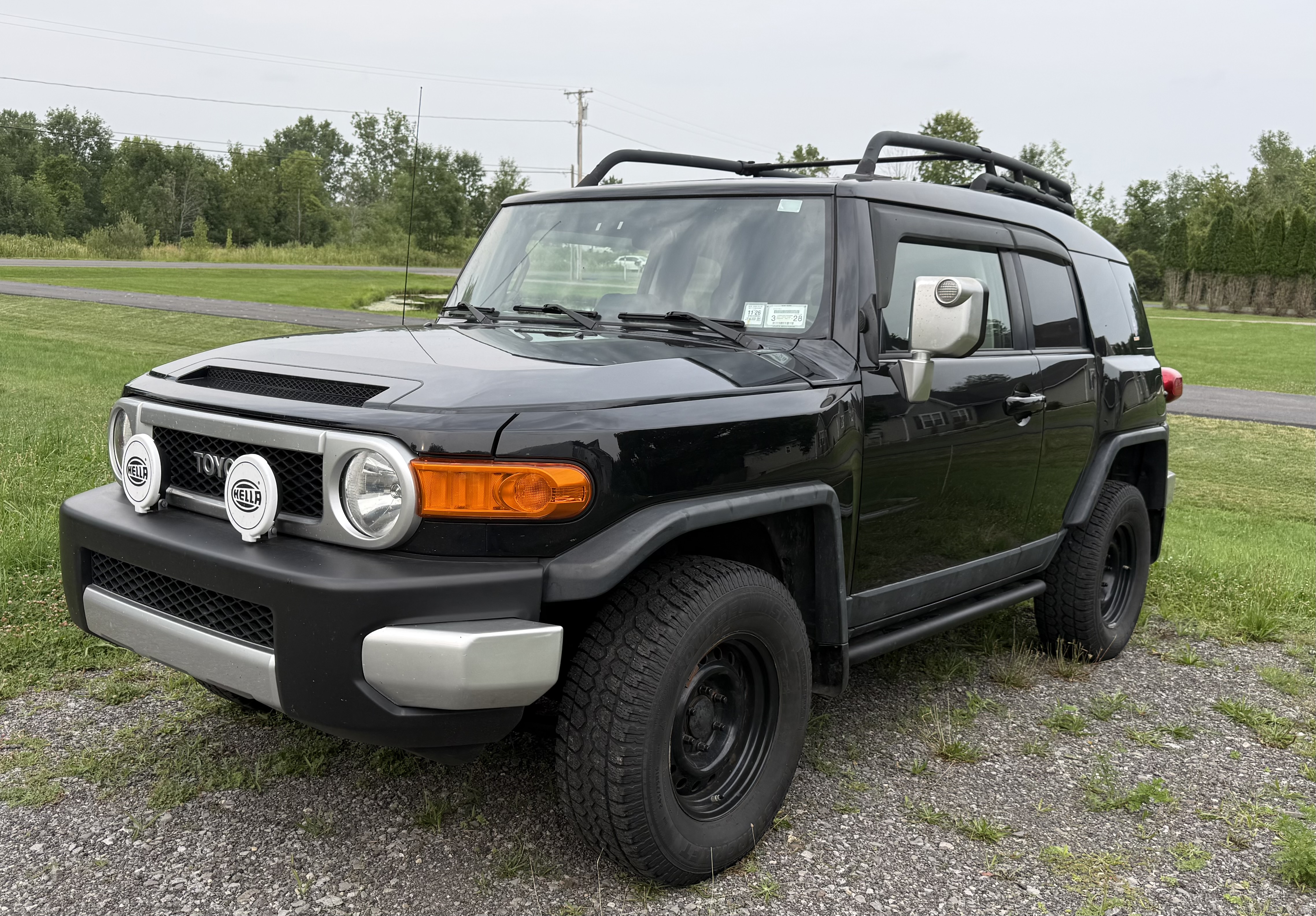 Used 2007 Toyota FJ Cruiser 4WD w/ TRD Special Edition image 1