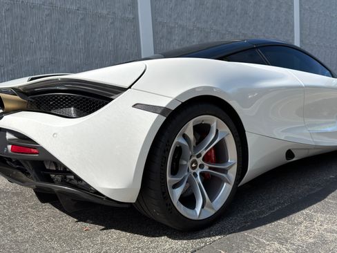 Used 2020 McLaren 720S Coupe 2D image 23
