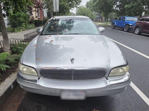 Used 2002 Buick Park Avenue w/ Prestige Pkg FWD image 4