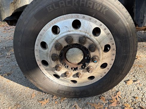 Used 2012 GMC Sierra 3500 SLE w/ SLE Preferred Package image 13